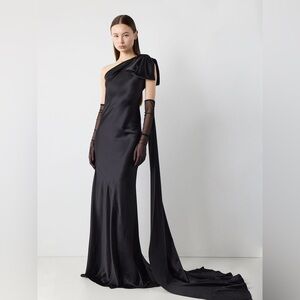 Alejandra Alonso Rojas One Shoulder Bow Silk Gown With Train In Black